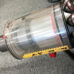 0813-077 掃除機　dyson cyclone v10 fluffyの画像
