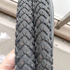ロードバイク用　スパイクタイヤ　SCHWALBE マラソンウィンター　の画像