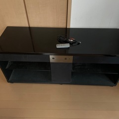 スピーカー付きテレビ台の画像