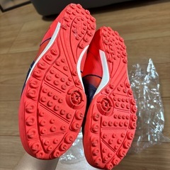 umbra トレーニングシューズ 27cmの画像