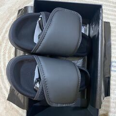 Yeezy season7 slipper メンズ サンダルの画像