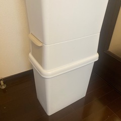 2段式ゴミ箱の画像