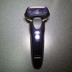 パナソニックシェーバー  ＥS-LV7B　5枚刃　洗浄器不具合ありの画像