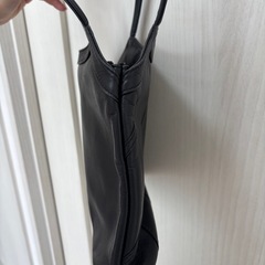 本革バッグ(おそらく) 黒レザーハンドバッグの画像