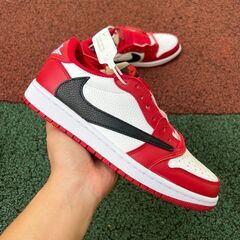 Travis Scott x Air Jordan 1 Low OG  DM7866-101の画像