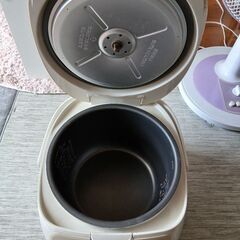 炊飯器　2013年製の画像