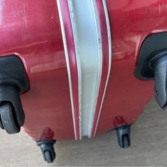 赤　キャリーケース　TSAロックの画像
