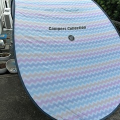 プールの日よけの画像