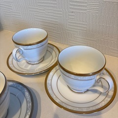 ノリタケ　ソーサー&カップ　金銀の画像