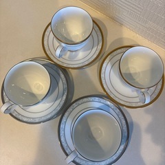 ノリタケ　ソーサー&カップ　金銀の画像
