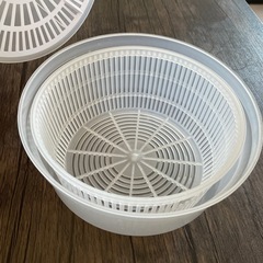 野菜の水切り（サラダスピナー）の画像