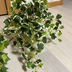 フェイクグリーン3点　造花の画像