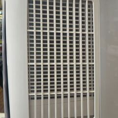 ✨️ジモティー割引✨️【ジャングルジャングル堺初芝店】　シャープ　除湿機　CM-P100-W　2023年製　堺市（東区　西区　北区　南区　堺区　美原区）高石市　泉大津市　忠岡町　和泉市　松原市　大阪狭山市の画像