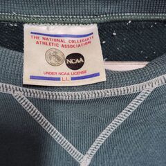 NCAA　セーターです。の画像