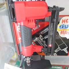 ★自社ブランド★ HCT HC-AT422JR 常圧エアタッカ 肩幅10mm レッド 新品 【ハンズクラフト宜野湾店】の画像