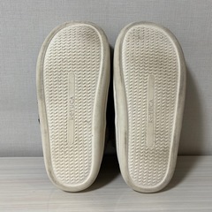 KEYUCA 底がしみないルームシューズの画像
