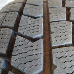 スタッドレスタイヤ　175/65R15の画像