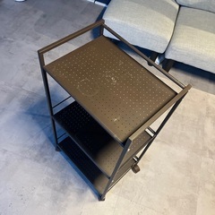 オフィス家具　3段スチール棚の画像