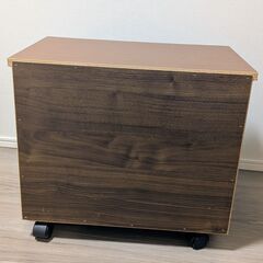 SAKAI Design 3段チェスト１点,ソファ ランズクローナ アームレスト2点の画像