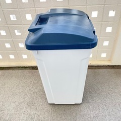 プラスチック製の収納ボックスをもらってくださいの画像
