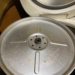 炊飯器の画像