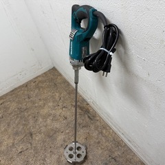 マキタ　ｍaｋita　かくはん機　ミキサー　攪拌機　混ぜ機　電動工具　２０２２年製　ＵＴ１３０５の画像
