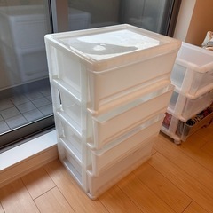 衣装ケース4段の画像