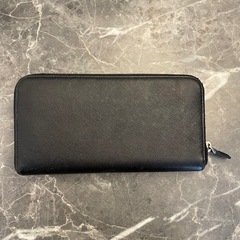 【PRADA】財布の画像
