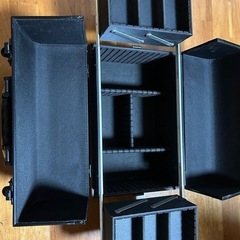 化粧箱、メイクボックス　小物入れ　カギ2本の画像