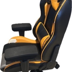 AKRACINGゲーミングチェア オレンジ 引取り限定の画像