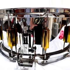 Pearl メタルスネア　全面あたりの画像