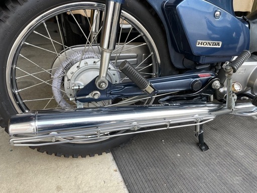 美車スーパーカブ90 距離が少ない 乗って帰れます。ピカピカセル付き