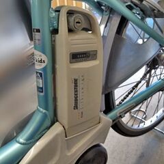 ブリヂストン 電動アシスト自転車 アシスタ 24インチ 内装3段変速 充電器付き A4L49/札幌市白石区☆店頭お引き取りOK【自社配送は札幌市内限定】の画像