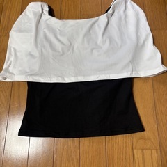 レディース　オフショルダーシャツの画像