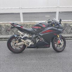 ホンダ CBR250RR マットブラック/レッド 250cc 2017年式ABS付きの画像