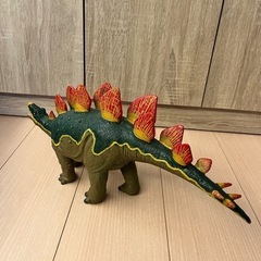 恐竜おもちゃ(ステゴサウルス)の画像