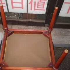 メーカー不明　木製椅子　縦43㎝横48.5cm高さ40cmの画像