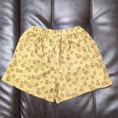 【美品】花柄 130cm 女の子ショートパンツの画像