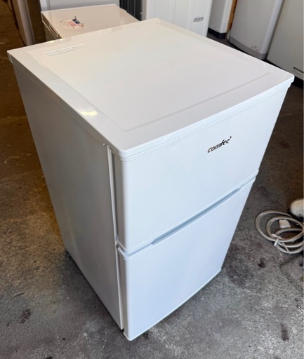 札幌市内配送可 【6ヵ月保証付き】 22年製 comfee' コンフィー 90L 2ドア小型冷蔵庫 RCT90WH/E 右開き