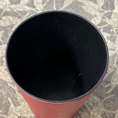 ごみ箱 レッド 合皮の画像