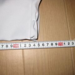 遮光カーテン　薄いグレー　縦220mm×横105mm ４枚セット　美品ですの画像