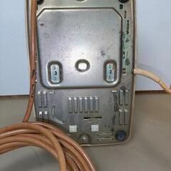 レトロ　白電話の画像