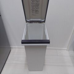 20L ゴミ箱の画像
