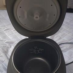 3合炊き炊飯器の画像