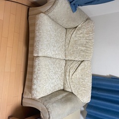 ソファの画像