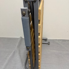 折りたたみ式シングルベッドの画像