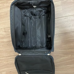 キャリーバッグの画像