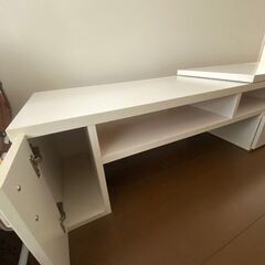 テレビ台の画像
