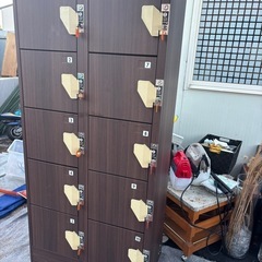 10人用ロッカーの画像