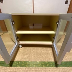 テレビ台
の画像